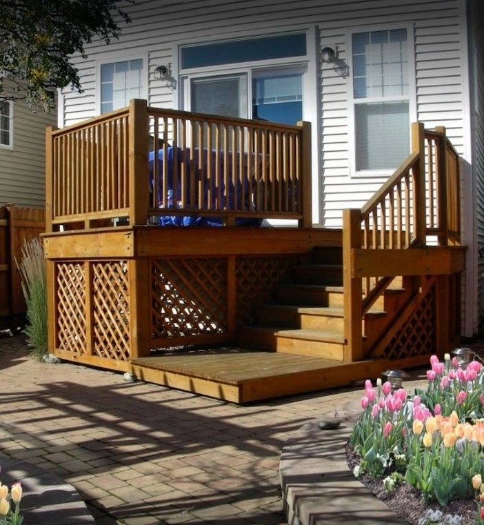 Cedar deck with lattice skirting and steps